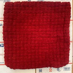 Pottery Barn Red Chenille Basket Weave Pillow Cover Red 20x20” Zipper